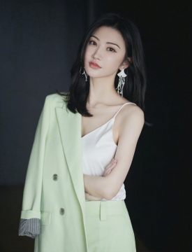 性感美女明星景甜妩媚撩人写真