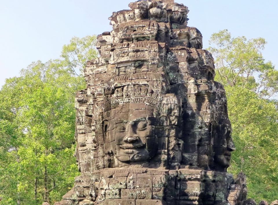 柬埔寨寺庙户外石质宗教雕刻