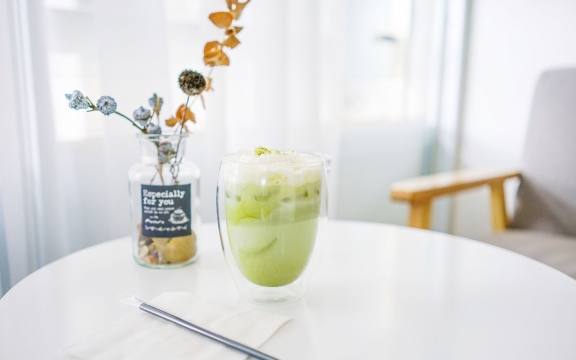 小清新绿色护眼高清桌面壁纸