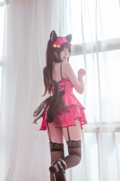 性感超短裙少女黑丝美腿猫女郎诱惑