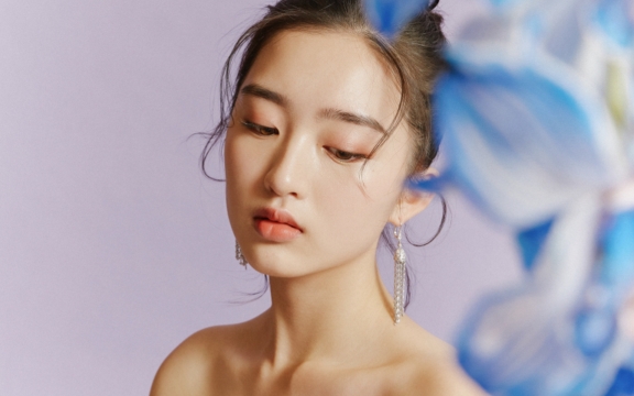 邓恩熙高清无水印电脑桌面壁纸