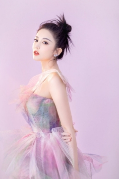 性感美女明星娜扎妩媚写真