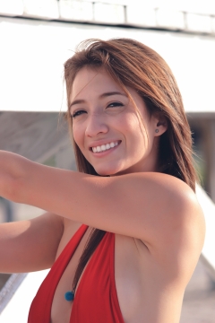 面楼笑容的比基尼美女高清特写