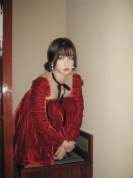 性感美女明星虞书欣妩媚优雅写真