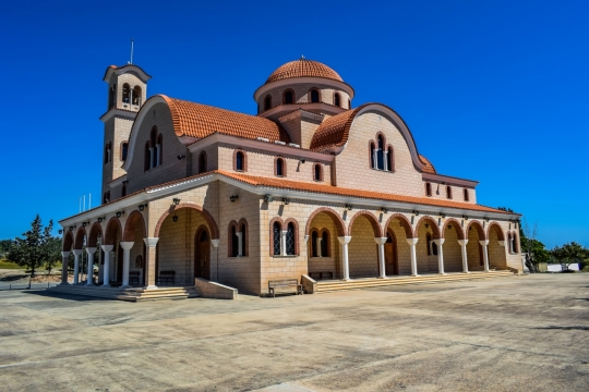 蓝色天空城市古典文化艺术建筑
