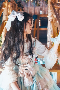 美女写真_长发清纯甜美洋装美女高清写真