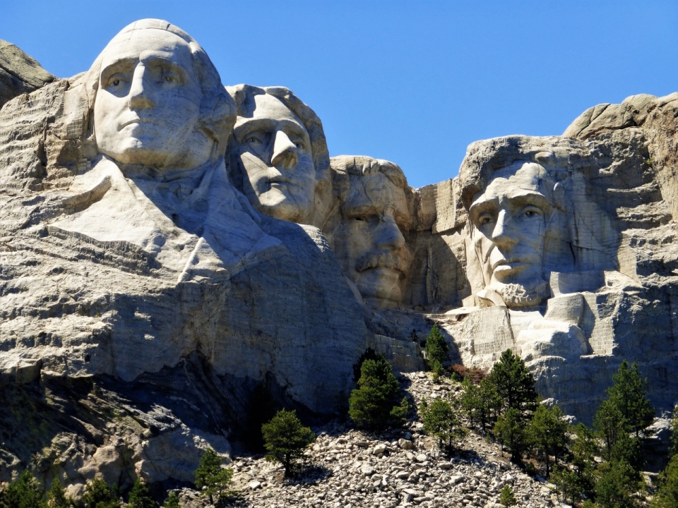 拉什莫尔山国家纪念公园总统雕像山外景