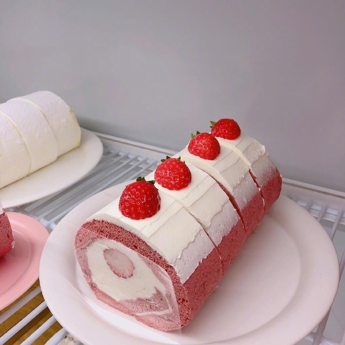 甜品草莓蛋糕写真图片