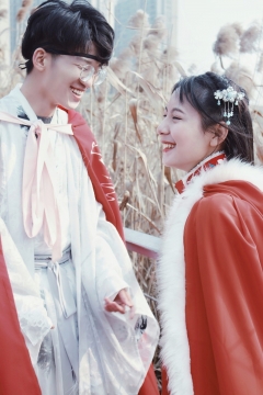 古装情侣斗篷汉服艺术照