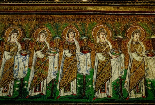 教堂建筑墙壁彩色宗教艺术绘画