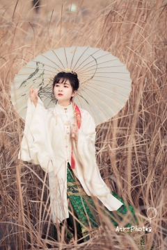 古风兰花指汉服美女