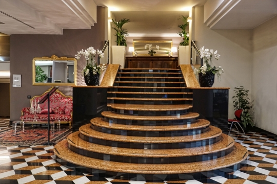 室内客厅华丽摆设装饰环境特写