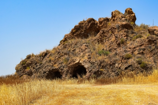 阳光蓝色天空户外自然岩石