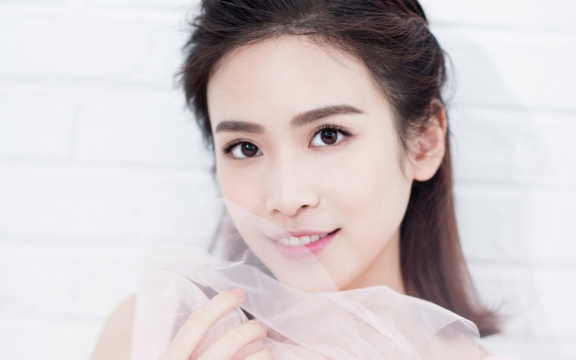 薄纱美女高颜值女神甜美微笑让人喜爱