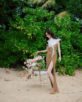 杨幂高开叉裙性感手机壁纸