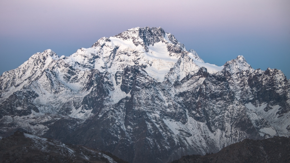 雪山风景自然风光优美夏日高清壁纸