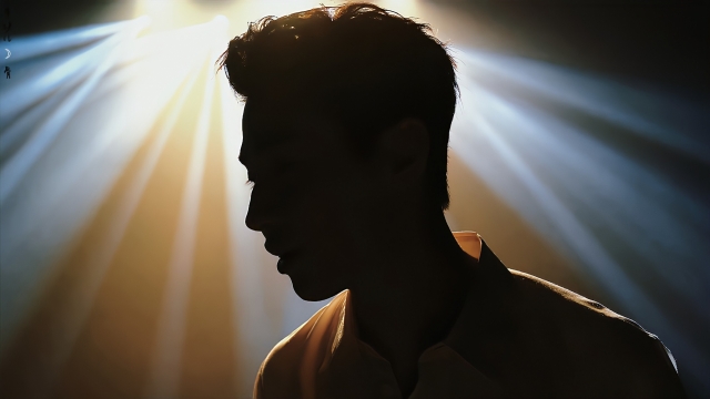 帅哥高清桌面壁纸