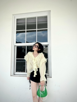 陈小纭户外优雅写真图片