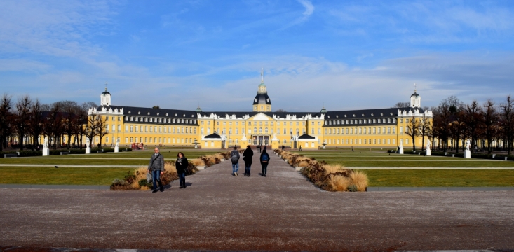 美国宫殿标致建筑全景