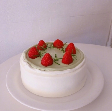 甜品草莓蛋糕写真图片