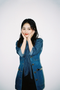 性感美女明星谭松韵妩媚优雅人体写真