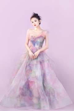 性感美女明星古力娜扎写真图片