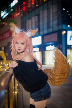 美女摄影_狐妖御姐性感诱惑身材写真