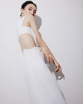 金晨性感撩人写真手机壁纸