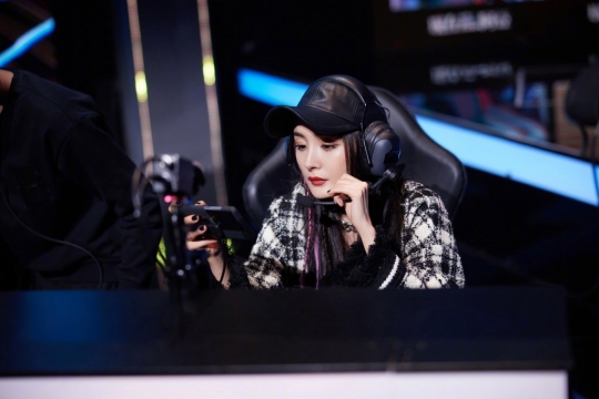 2020王者荣耀冬冠杨幂现场表演赛图片