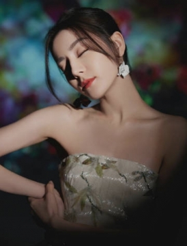 性感美女迪丽热巴性感诱惑写真