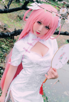 性感少女巨乳旗袍高清特写