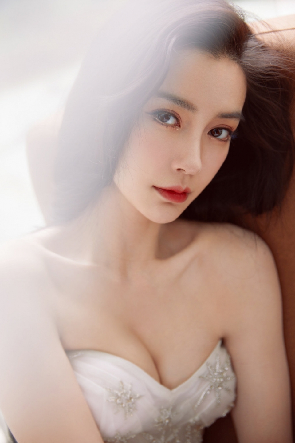 杨颖Angelababy性感婚纱写真图片