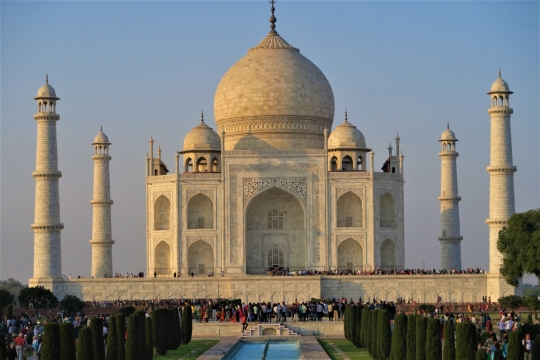印度泰姬陵白色大理石建筑美景
