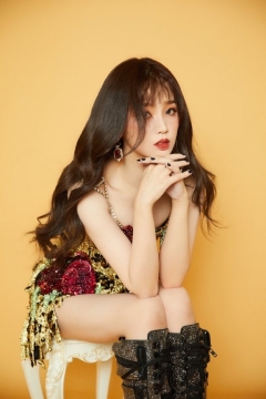 性感美女长腿虞书欣妖娆写真