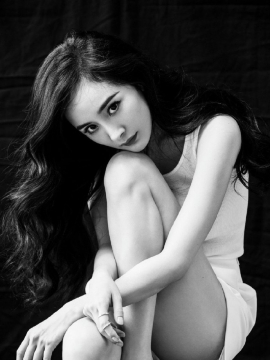 性感美女明星杨幂黑白写真图片