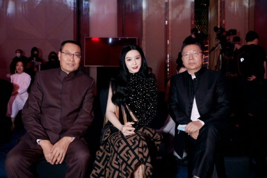 性感美女明星范冰冰优雅妩媚写真