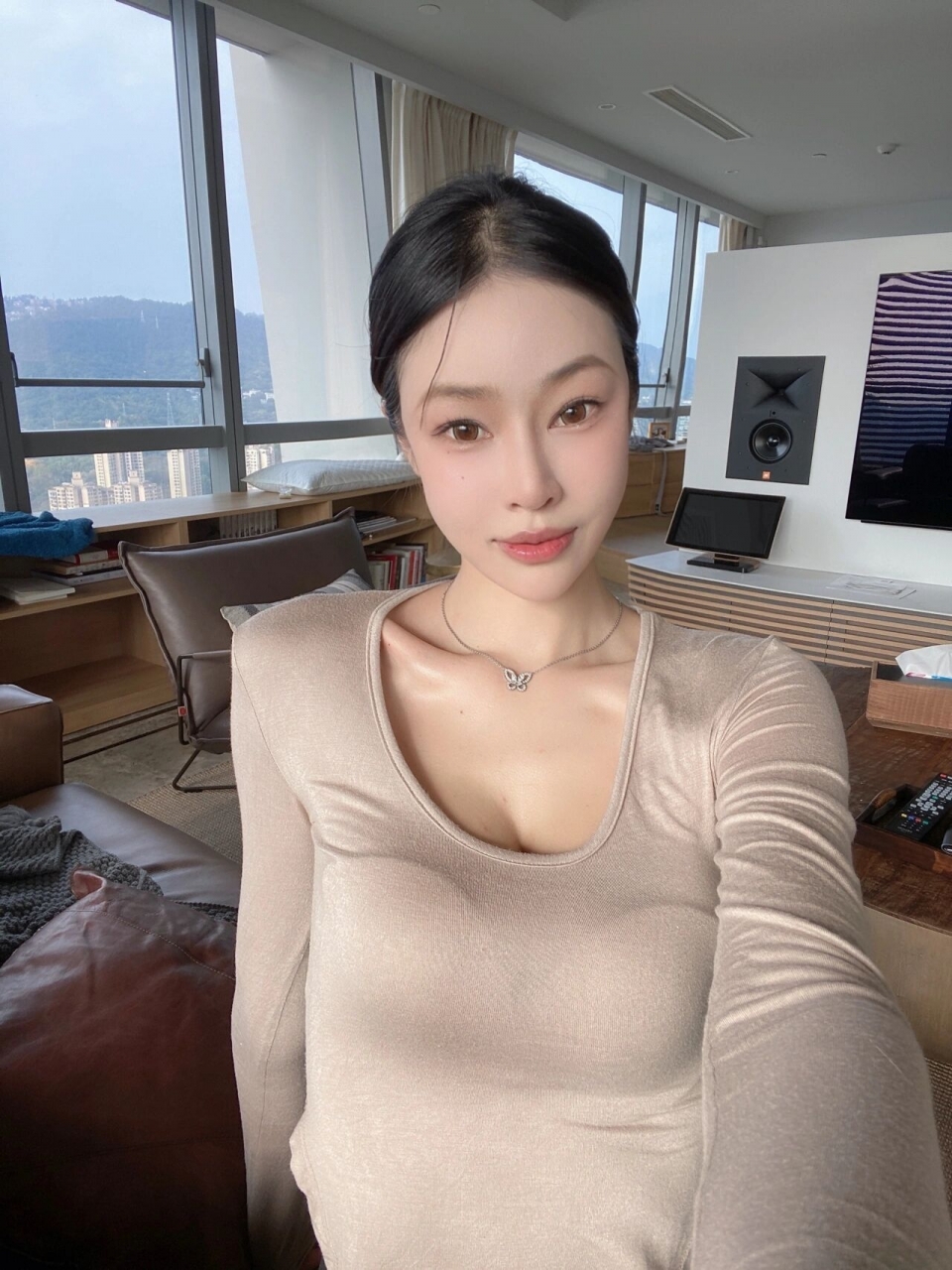 纯欲系美女性感妩媚撩人诱惑写真