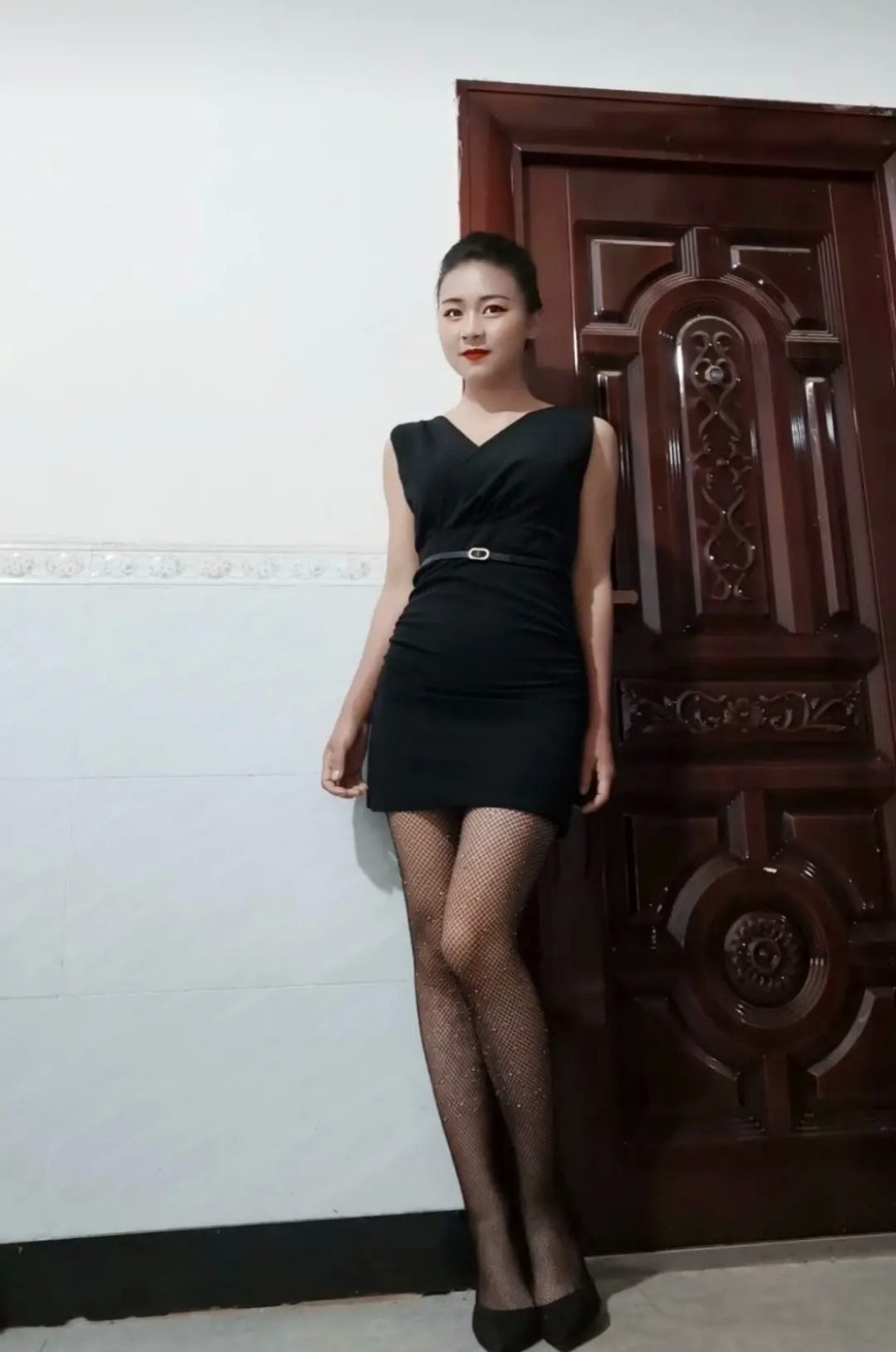 长腿美女性感妩媚撩人诱惑写真