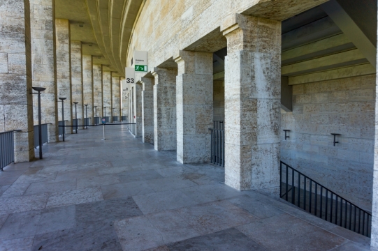 建筑摄影_展览馆走廊建筑设计外景