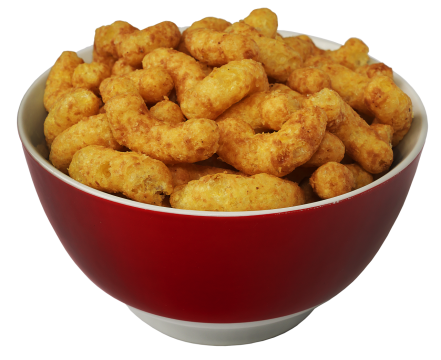 白色背景红色碗中腰果仁美食