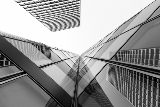 现代城市街道高楼大厦仰拍