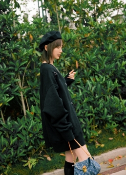 性感美女毛晓彤长腿诱惑写真