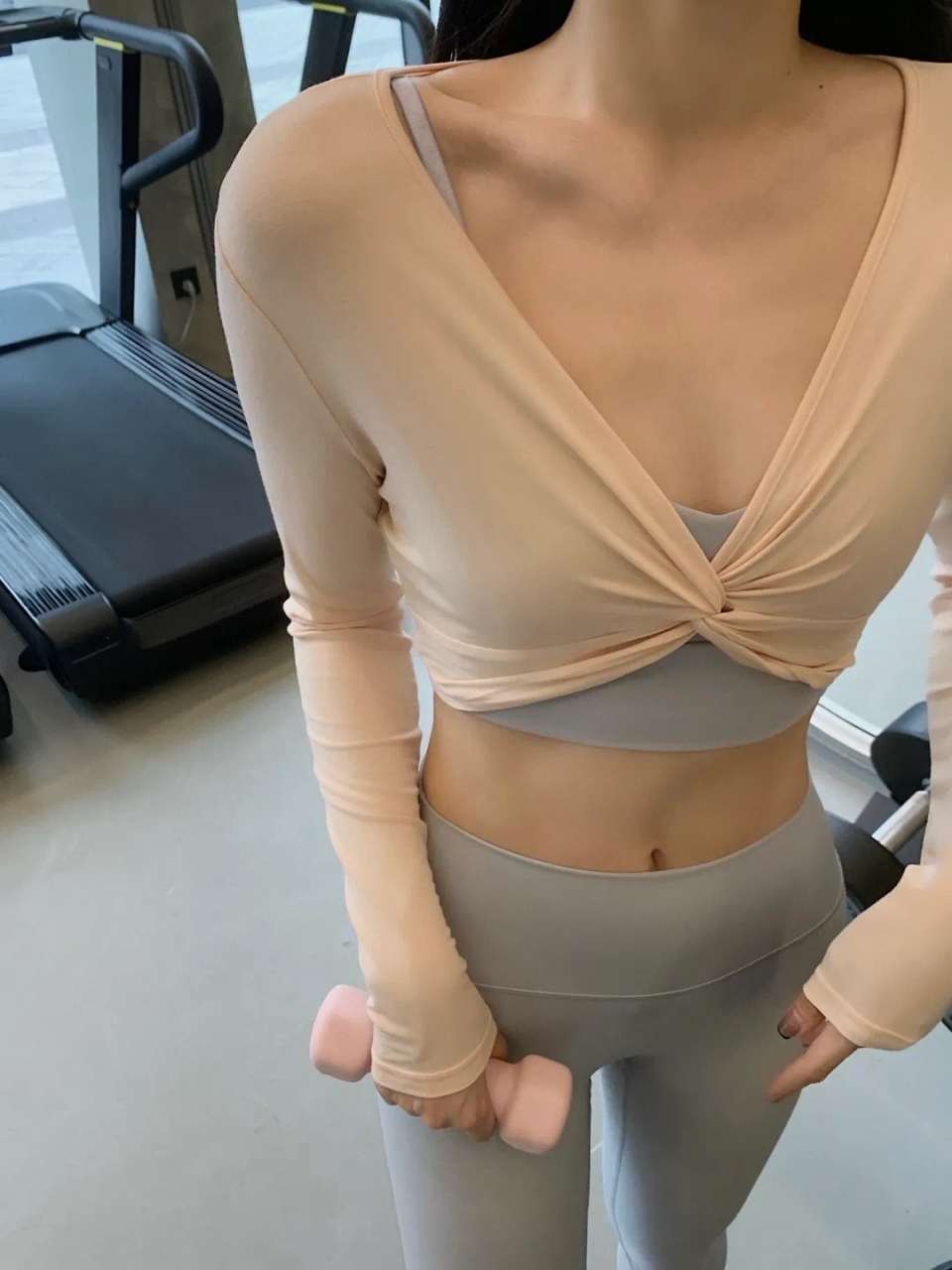 纯欲系美女性感妩媚撩人诱惑写真