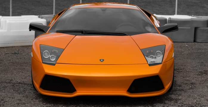 橙色兰博基尼蝙蝠跑车正面摄影