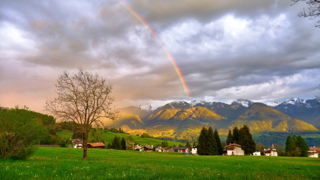 唯美彩虹高清桌面壁纸