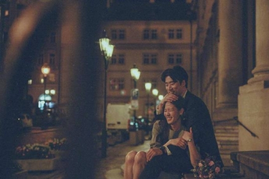 2021年唯美情侣写真图片