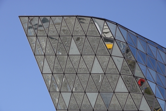 蓝色天空现代城市创意设计建筑