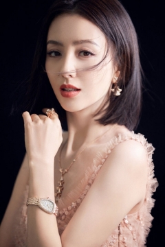 性感美女明星佟丽娅妩媚优雅写真