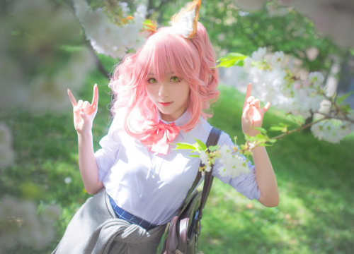 美女摄影_玉藻前兽耳少女制服特写