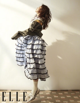 性感美女明星谭松韵妩媚优雅个性写真